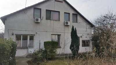 PESTÚJHELYEN ZUGLÓ közelében 180 nm-es CSALÁDI HÁZ ELADÓ