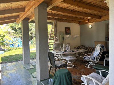 RÁKOSSZENTMIHÁLY RIGÓ utcánál FELÚJÍTOTT KIS HÁZ ELADÓ