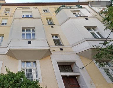 ZUGLÓBAN HERMINAMEZŐ es TÖRÖKŐR határán 82 nm-es LAKÁS ELADÓ