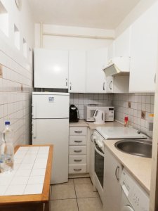 OND VEZÉR útján SZIGETELT házban 2 SZOBÁS ERKÉLYES LAKÁS ELADÓ