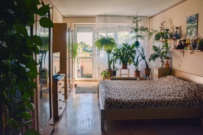 ZUGLÓBAN ADRIA SÉTÁNYON 53 nm-es II. em-i LAKÁS ELADÓ