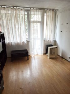 ALKALMI ÁRON!! ALKUKÉPES!! CENTENÁRIUMI ltp-en eladó 1+2 FÉLSZOBÁS ERKÉLYES LAKÁS