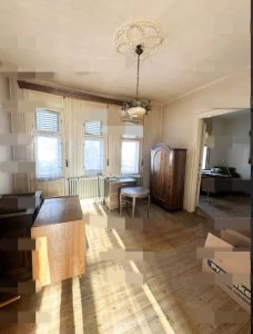 RÁKOSSZENTMIHÁLYON POLGÁRI HÁZ 720 nm-es TELEKKEL ELADÓ