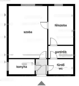 ÚJVÁROS PARKNÁL 2 szobás ABLAKOS konyhás PANEL lakás eladó