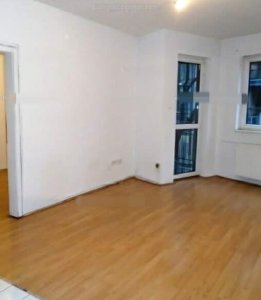 ANGYALFÖLDÖN 2001-ben ÉPÜLT 47 nm-es LAKÁS ELADÓ