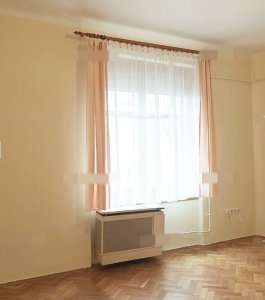 ANGYALFÖLDÖN TOMORI utcánál 1,5 SZOBÁS LAKÁS ELADÓ